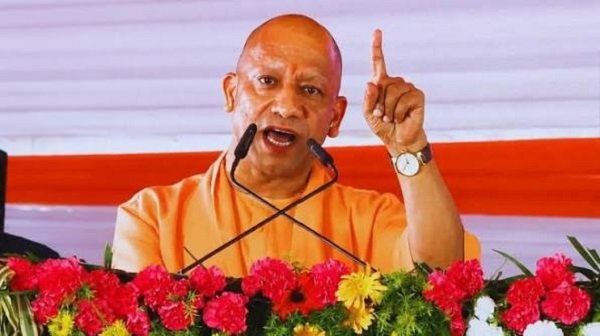 CM Yogi attacks the opposition in Bijnor, says: "They like Jinnah; we like sugarcane."