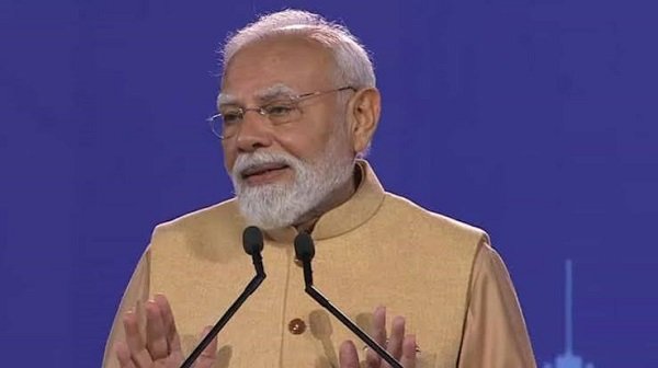 Grand welcome for PM Modi in Melbourne; thousands of Indian diaspora gather at Marvel Stadium—'This show is housefull and a blockbuster,' he says.