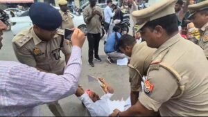 SP protests in Lucknow over the Ram Mandir donation controversy; Hazratganj echoes with slogans of "Donation thieves, step down."