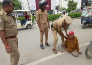 Police stopped SP leader and differently-abled Samarjit as he was leaving for Delhi; he demanded the Education Minister's resignation.