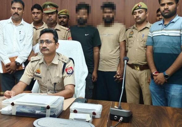 Major cyber fraud network busted in Chandauli; gang linked to over 100 mule accounts apprehended