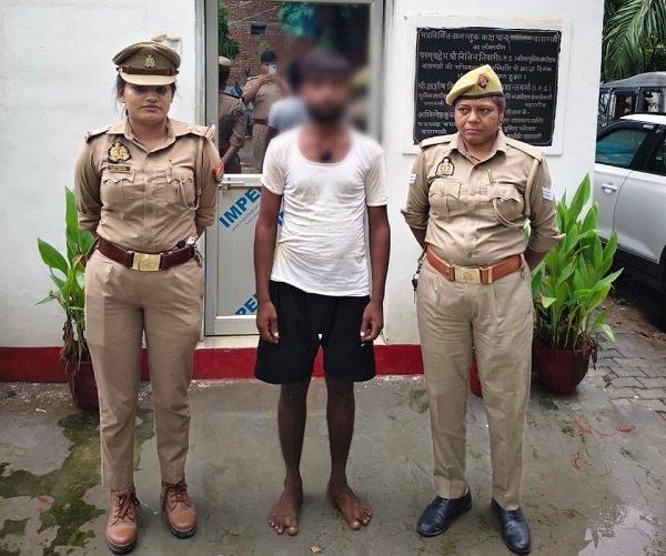 Accused arrested for molesting and engaging in obscene acts with female students; action taken by the Kapsethi Police Station's "Mission Shakti/Anti-Romeo Team."