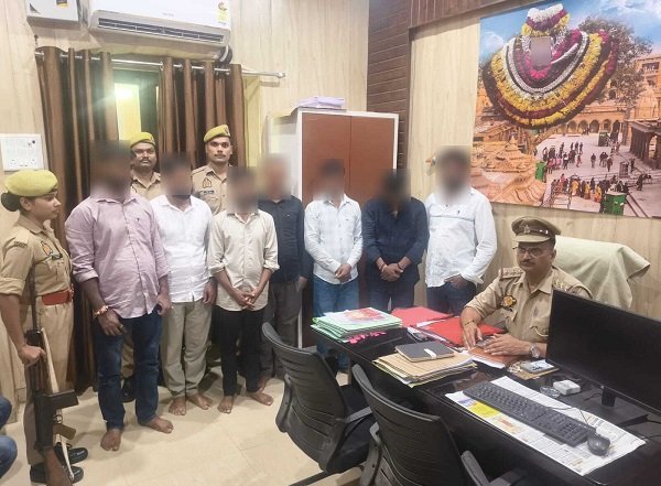 Gambling den busted due to the proactive efforts of Kotwali Station House Officer Dayashankar Singh; seven gamblers arrested.