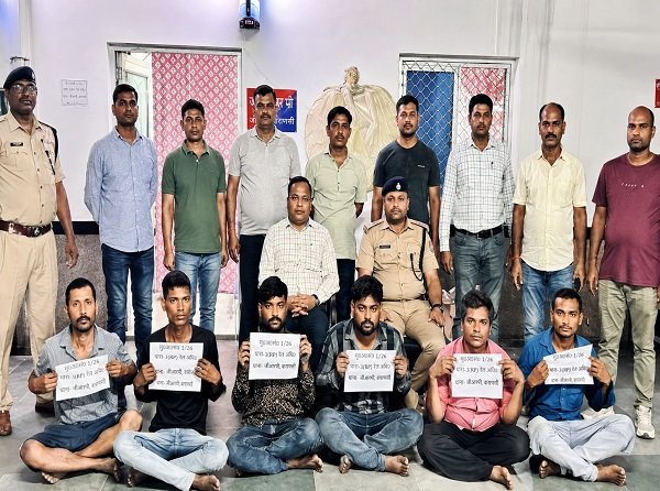Theft solved within three days, railway property recovered; six accused arrested.