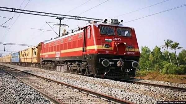 Special Trains for Railway Exams: 16 Trips Each Way Between Mau and Bareilly