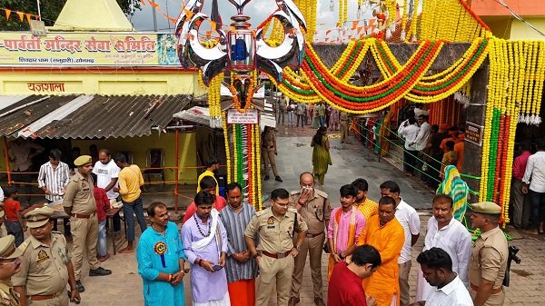 The SP inspected the security arrangements at the Shivdwar Temple during the month of Shravan.
