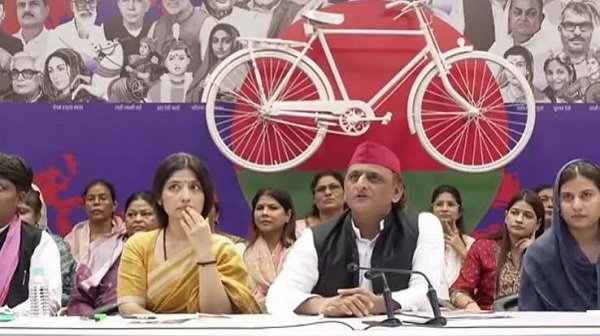 UP Elections 2027: SP's major announcement for women; promise to provide ₹40,000 annually to every woman.