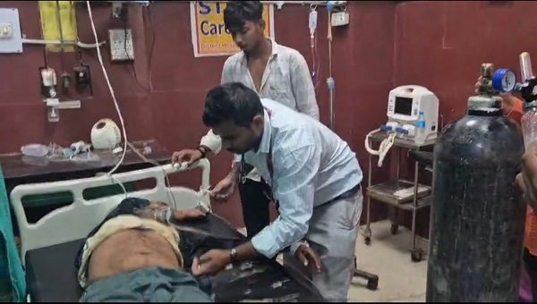 Heart patient receives immediate medical relief after being administered Tenecteplase injection at Ayodhya District Hospital