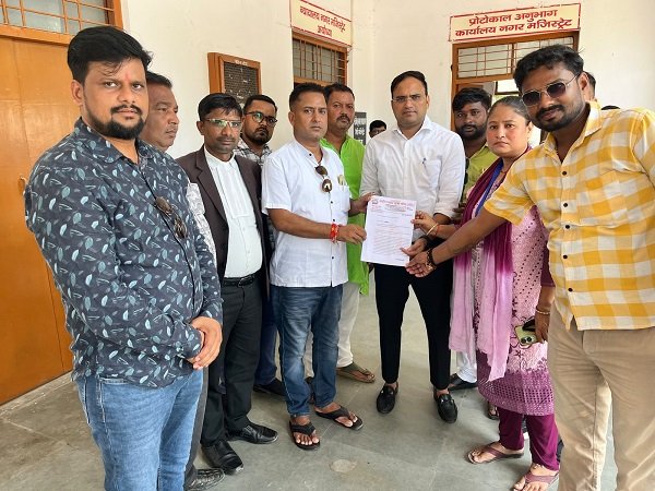 Journalist Safety Council in Ayodhya Launches Campaign Against Harassment and Fabricated Cases; Memorandum Submitted to the President