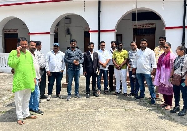 Journalist Safety Council in Ayodhya Launches Campaign Against Harassment and Fabricated Cases; Memorandum Submitted to the President