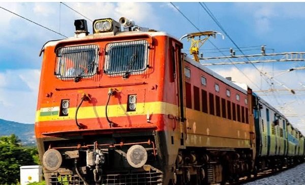 A major festive gift from the Railways: Rishikesh-Muzaffarpur and Ahmedabad-Darbhanga special trains to run.