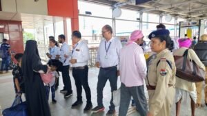 Intensive security checks at Varanasi Junction; 89 ticketless passengers caught.