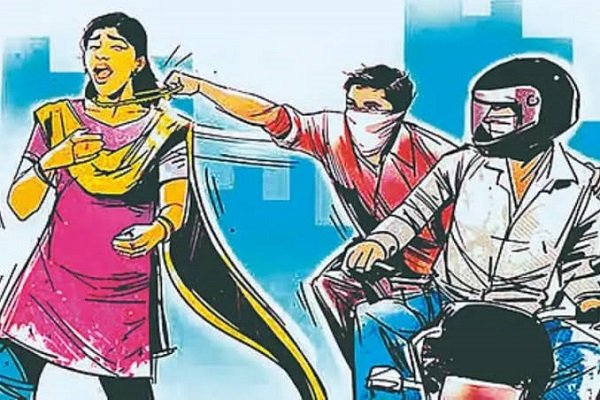 Sanjay Mishra takes swift, decisive action regarding the Samneghat chain-snatching incident, apprehending two suspects within mere hours; Ramnagar Police's rapid response sends shockwaves through the criminal underworld.