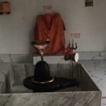 Theft at Mahakaleshwar Mahadev Temple; thieves flee with brass vessels