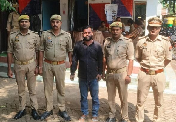 Wanted accused in robbery and murderous assault case arrested following a cordon-and-search operation by Rajatalab police.
