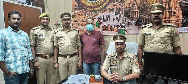 Major police raid on an illegal firecracker warehouse in Varanasi; 10,596 kg of materials seized