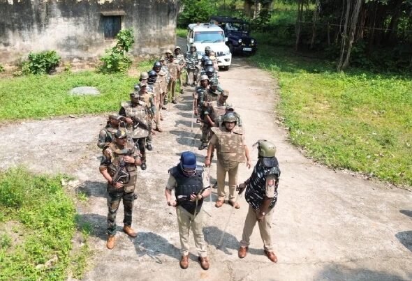 Police conduct intensive combing operation in Naugarh forests; interact with villagers and provide information on preventing cyber fraud