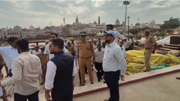 Meeting held regarding the security of the Ayodhya Ram Janmabhoomi; ADG Praveen Kumar reviewed the preparations for Deepotsav.