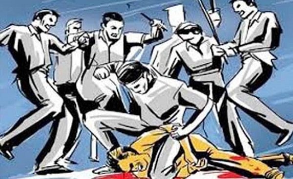 Commotion erupts following a physical altercation outside a Durga Pandal in Mahamanapuri Park; women participating in a Dandiya event left terrified.