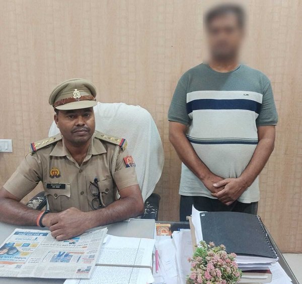 65.300 kg of illegal firecrackers seized in Varanasi; Bhelupur police arrest Sanjay Gupta