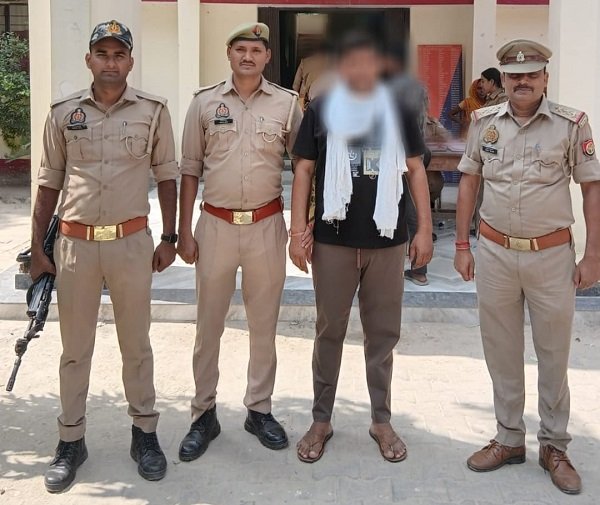 Wanted accused arrested in Ghazipur; he was sought in connection with a case involving serious charges.