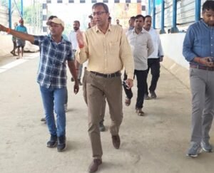 DRM Ashish Jain visits to review Chhath Puja preparations; inspects the Chhath Ghat under construction and the low-height subway; directs officials to complete the work within the stipulated timeframe.