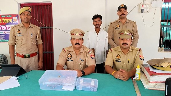 Theft at Maa Kali temple in Ballia solved within 24 hours; one person arrested and a juvenile offender taken into police custody.