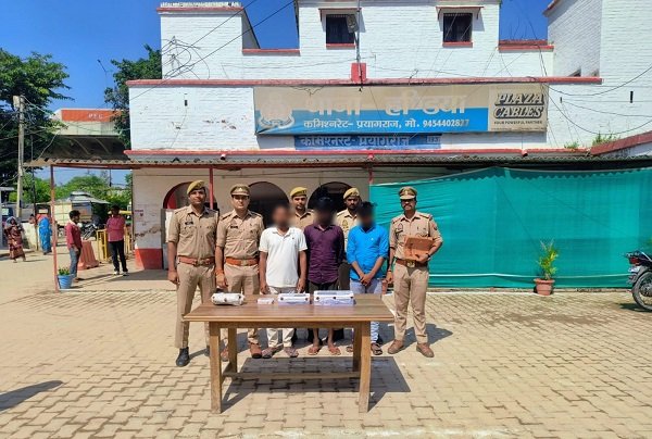 Handia Police action: Three arrested in a theft case, including an accused with a pending warrant.