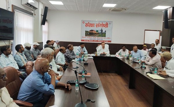 Inter-departmental safety seminar at Varanasi Junction; staff sensitized on safe train operations